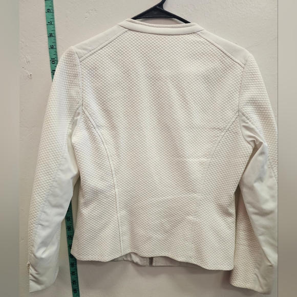 Zipup, white, jacket, small, wedding, travel, casual, feminine, office - Picture 5 of 8